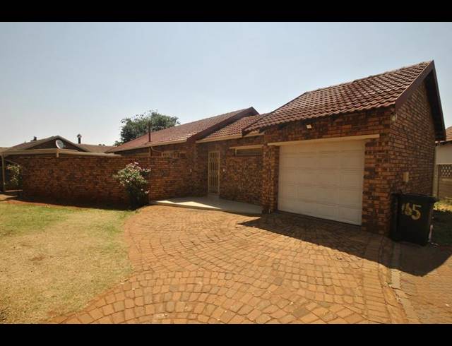 5 BEDROOM HOUSE FOR SALE IN DAWN PARK